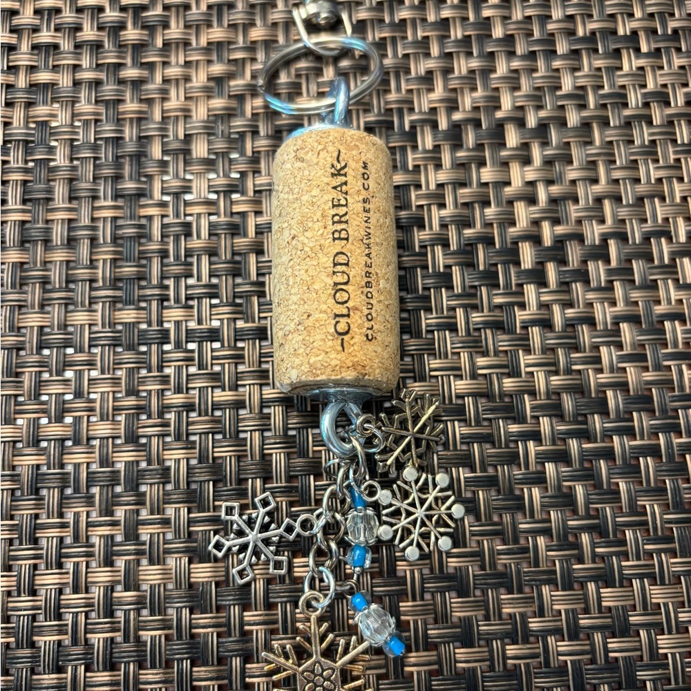 💕5/25💕Cloud Break Wine Cork Keychain/Bag Charm with Snowflake Charms
